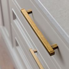 BLOOMSBURY AGED BRONZE PULL HANDLE (235MM)