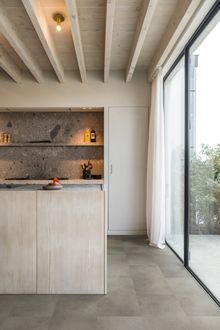 Oro Base Concrete Rock vinyl floor from £37.99 per m2 Quick-Step, quick-step.co.uk