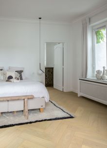 Creamy Oak Extra Matt (DIS4856S), Disegno real wood floor collection from £71.99 per m2 | Quick-Step, quick-step.co.uk