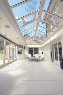 Livin Room Orangery galley kitchen