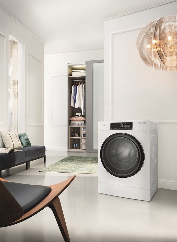 Whirlpool Supreme Care Washing Machine LIVE 2016 Lifestyle Whirlpool Supreme Care Washing Machine LIVE 2016 Lifestyle