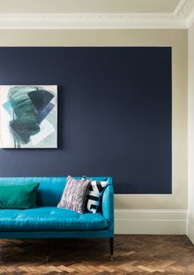 Wall Detail: Plimsoll 655 – Pure Flat Emulsion Wall: Wattle V 565 – Pure Flat Emulsion Ceiling: Wattle II 562 – Architects’ Matt