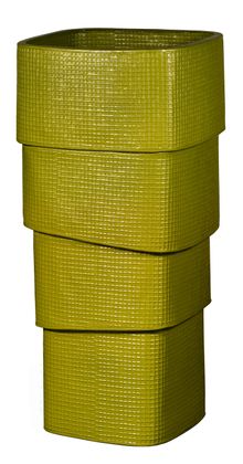 Small and Medium Deroma Bend Pot Stacked To Make Large Bend Pot