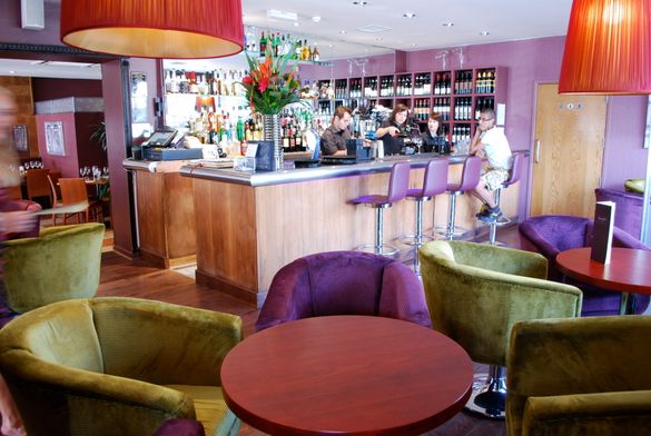 Award-Winning Designer Brings Bright New Look To ‘Locale’, Balham’s Newest Restaurant